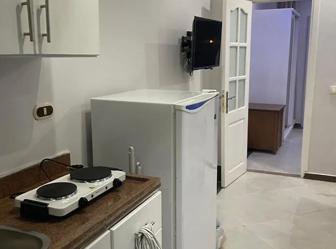 Schoene In Cecelia Resort, Am Pool Und Wunderschoenen Fuer Familien Und Paare Apartman *