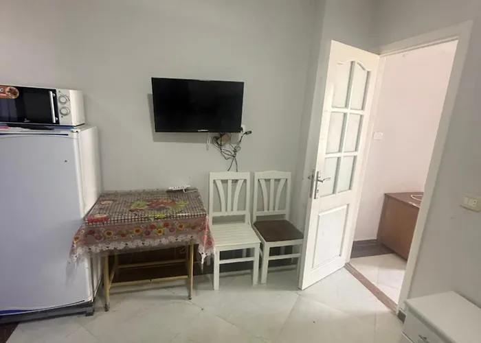 Schoene In Cecelia Resort, Am Pool Und Wunderschoenen Fuer Familien Und Paare Apartman *